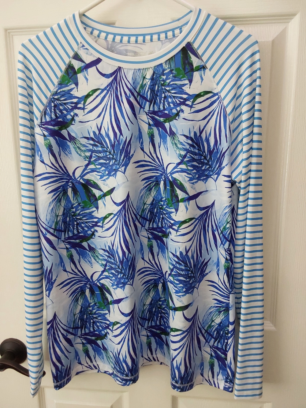 Reel Legends Striped Sleeve Tropical Print Long Sleeve Top - Blue/Green
